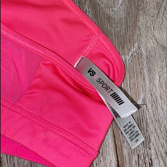 *SOLD* Victoria Secret Sports Bra - Picture 3 of 3